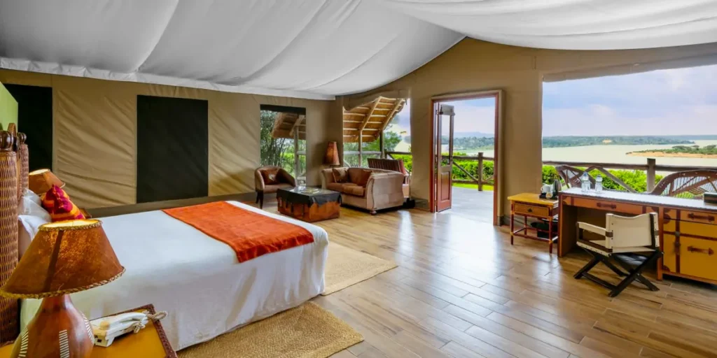 Mweya Safari Lodge - Queen Elizabeth National Park Accommodation